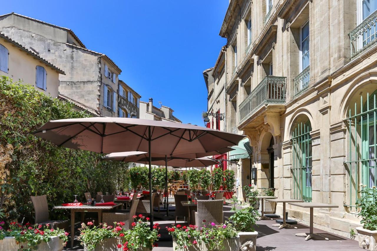 Hotel Le Relais De Poste Arles Centre Historique 外观 照片